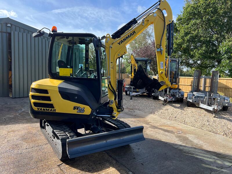 View 1925 CROSSLEY YANMAR  SV26 Digger