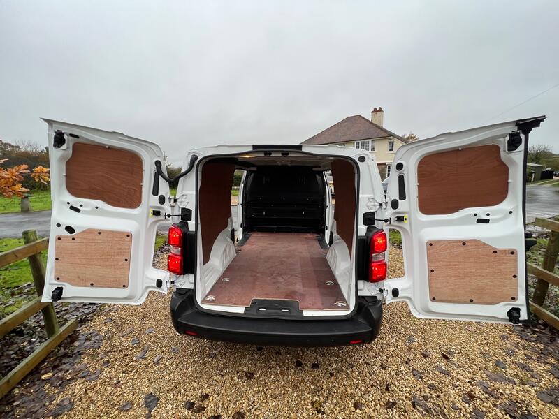 View CITROEN DISPATCH 1.5 BlueHDi 1200 Enterprise XL