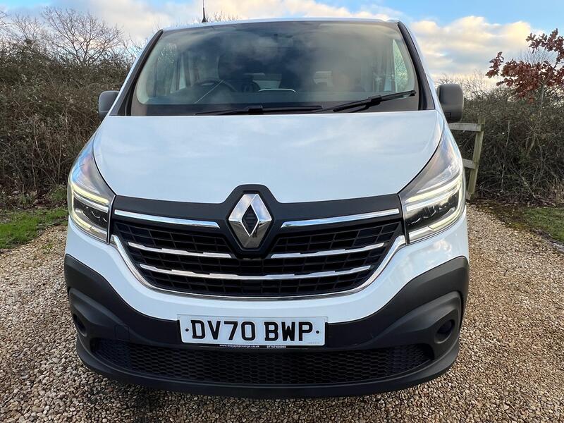 RENAULT TRAFIC