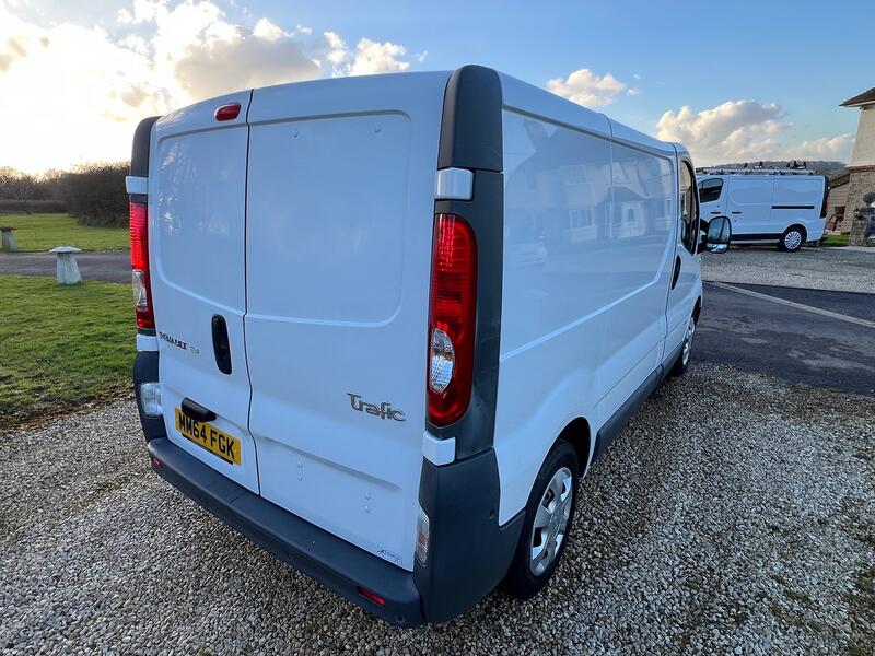 RENAULT TRAFIC