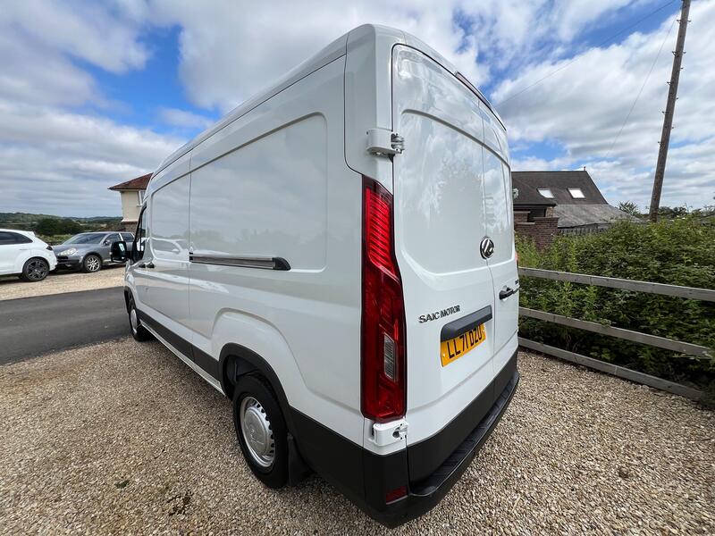 MAXUS DELIVER 9