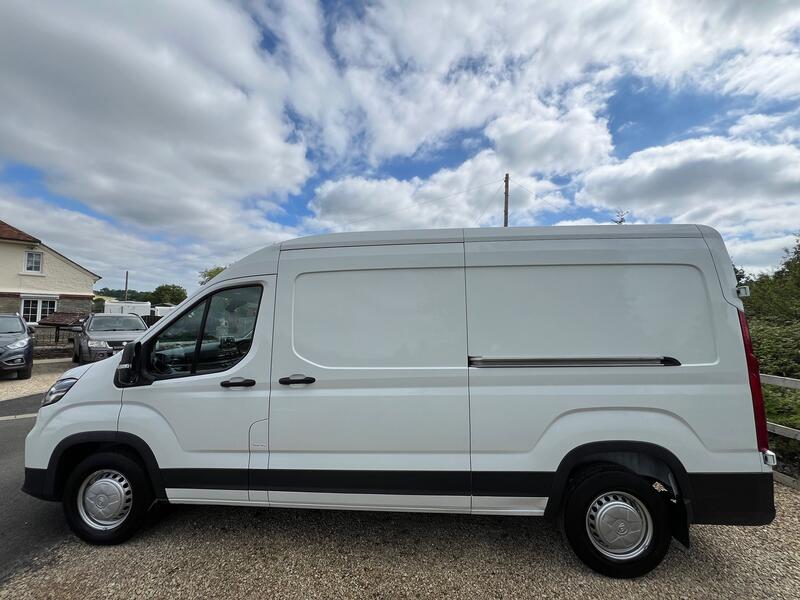 MAXUS DELIVER 9