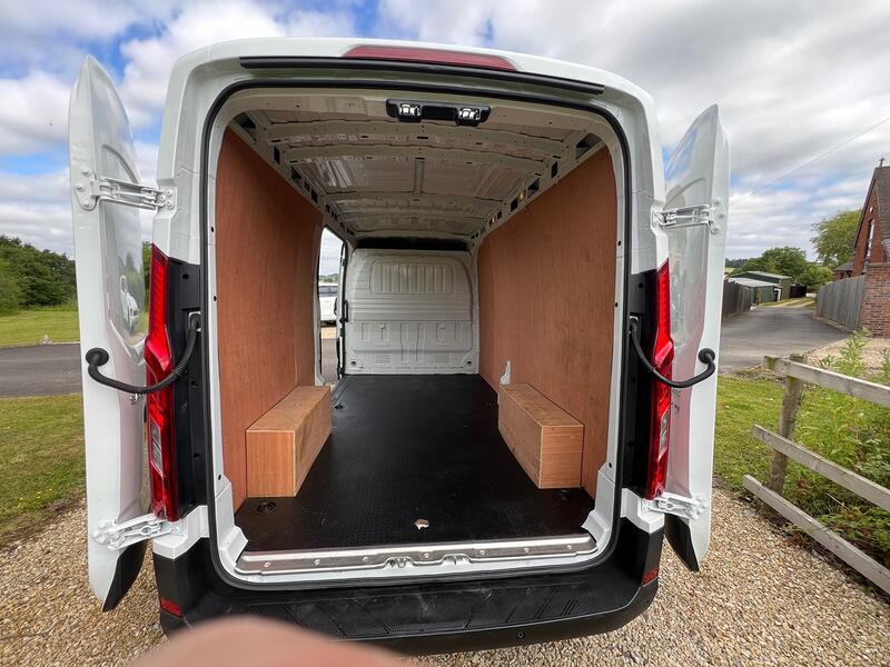 View MAXUS DELIVER 9 2.0 D20