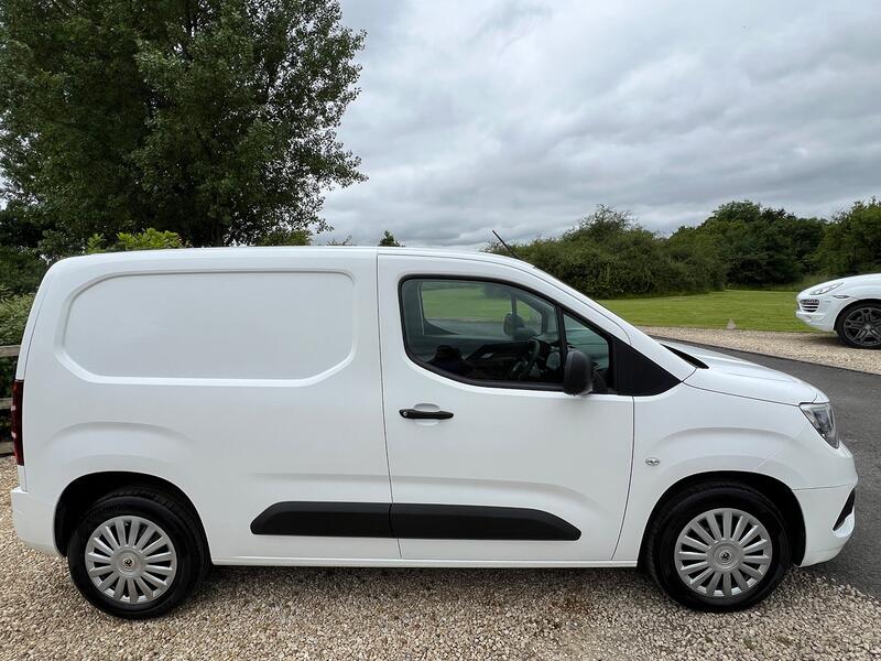 VAUXHALL COMBO