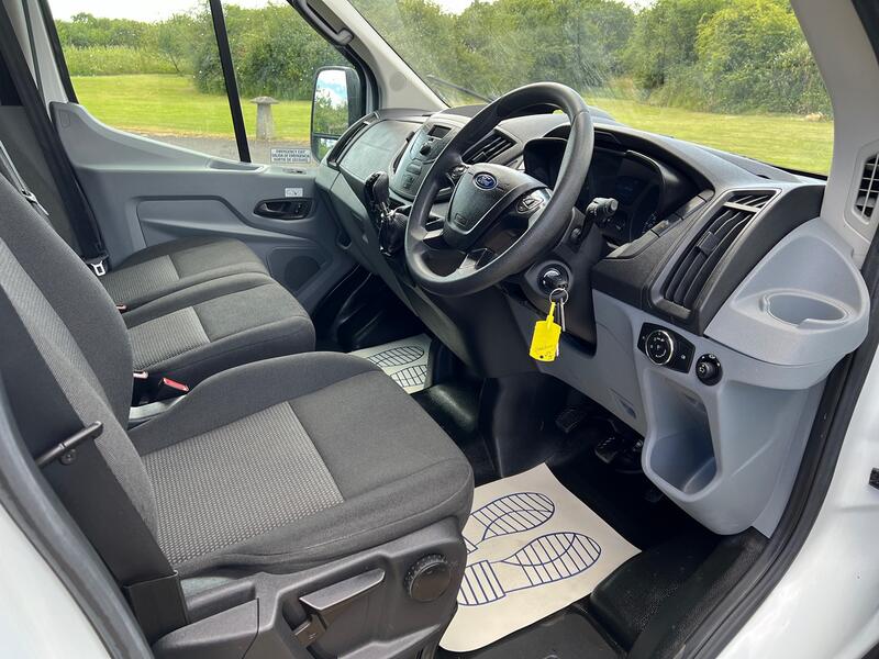 View FORD TRANSIT 2.2 TDCi 410 Minibus