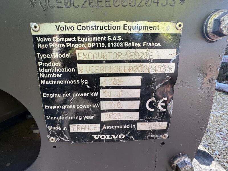 VOLVO 1800