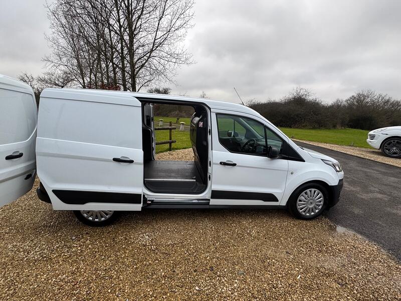 View FORD TRANSIT CONNECT 1.5 240 E-Blue LWB , A/C