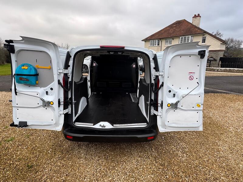 FORD TRANSIT CONNECT