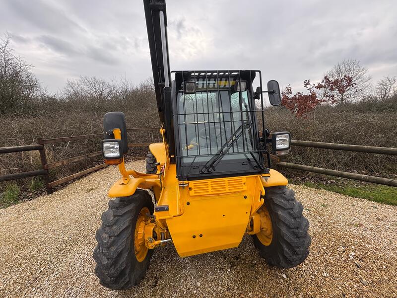 JCB 