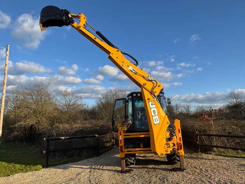 View JCB 3CX Eco Backhoe