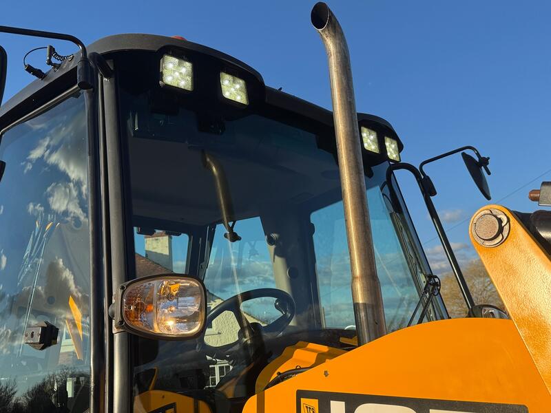 JCB 3CX