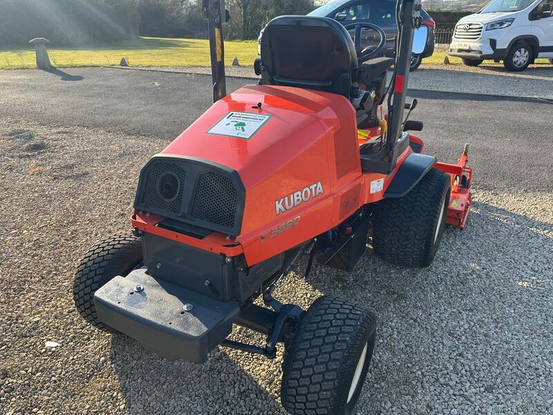 KUBOTA F3890