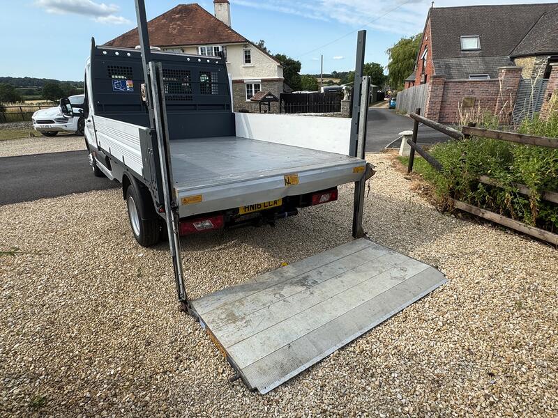 View FORD TRANSIT 2.2 TDCi 350 Tipper