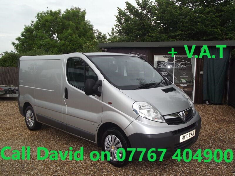 View VAUXHALL VIVARO 2900 CDTI SWB SHR Panel Van