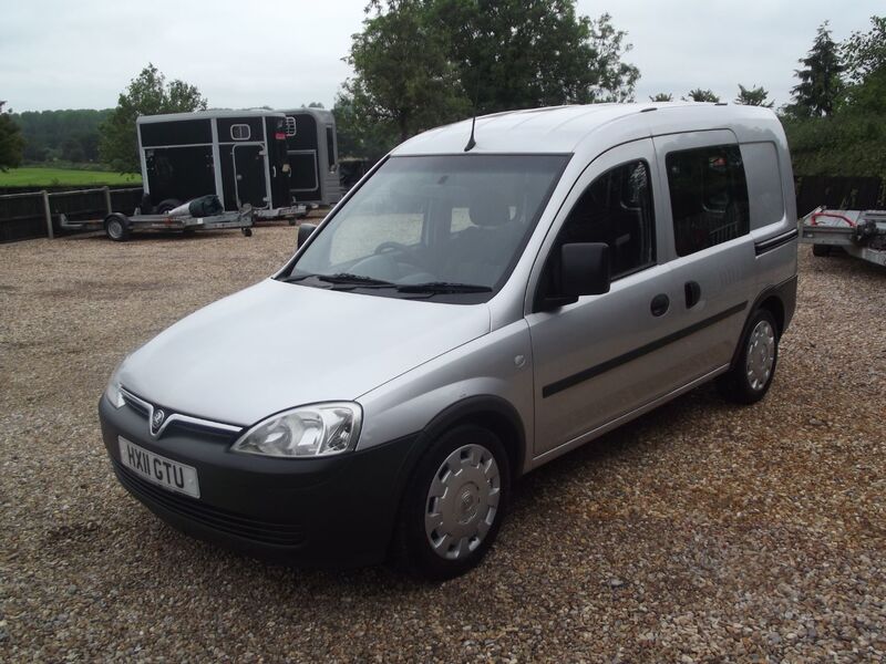 VAUXHALL COMBO