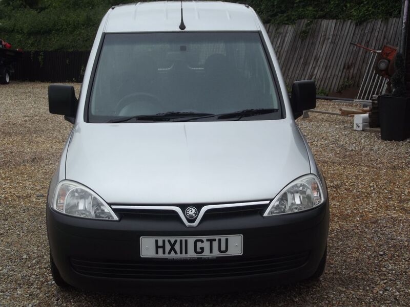 VAUXHALL COMBO