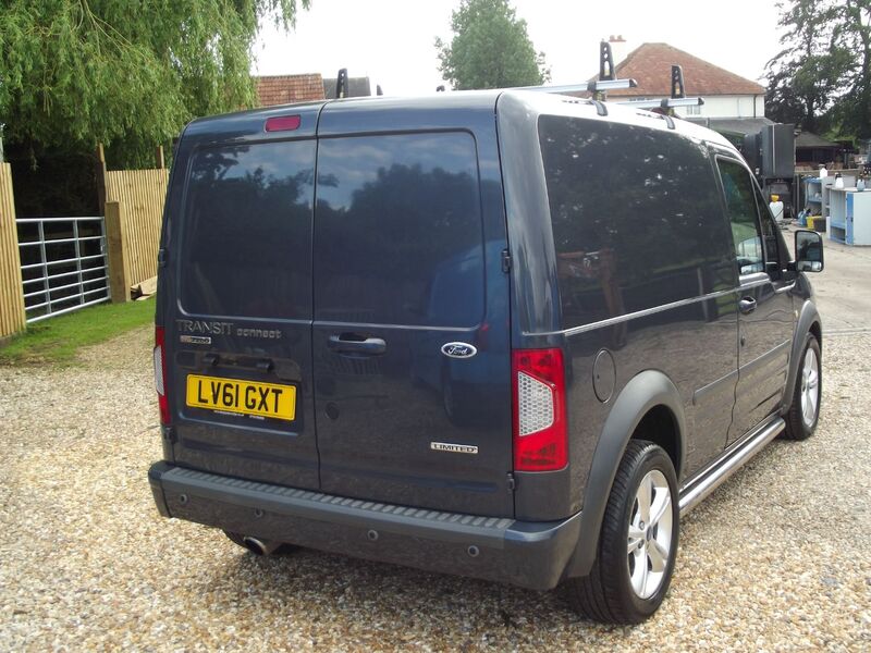 FORD TRANSIT CONNECT