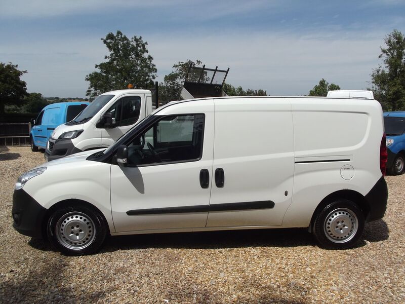 VAUXHALL COMBO