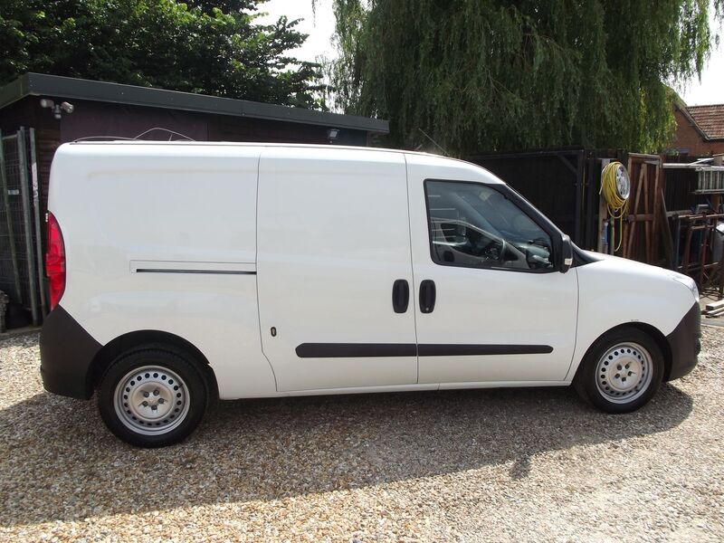 VAUXHALL COMBO