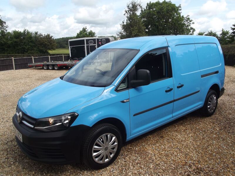 VOLKSWAGEN CADDY