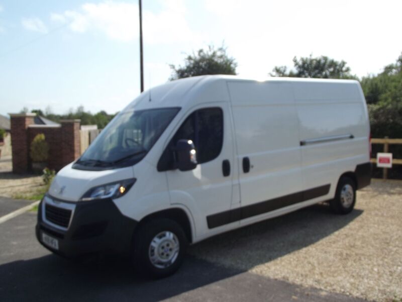 PEUGEOT BOXER