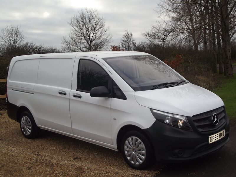 MERCEDES-BENZ VITO