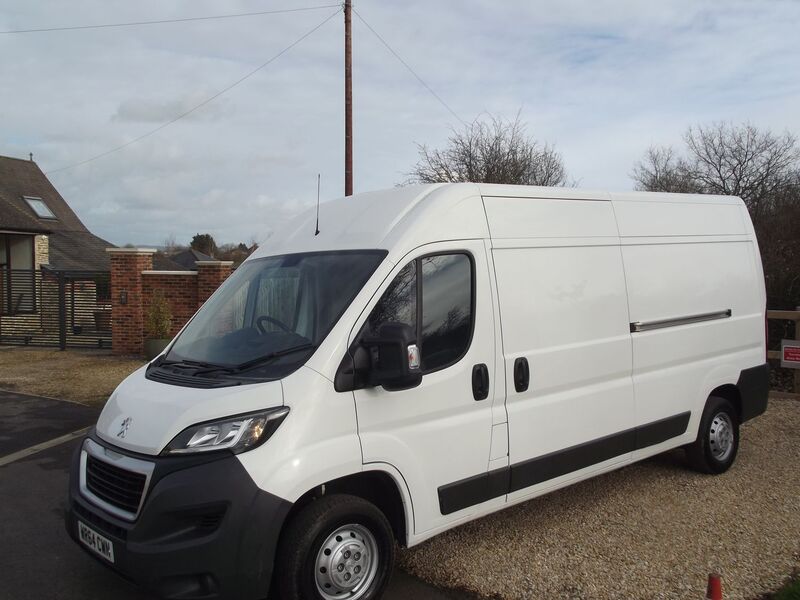 PEUGEOT BOXER