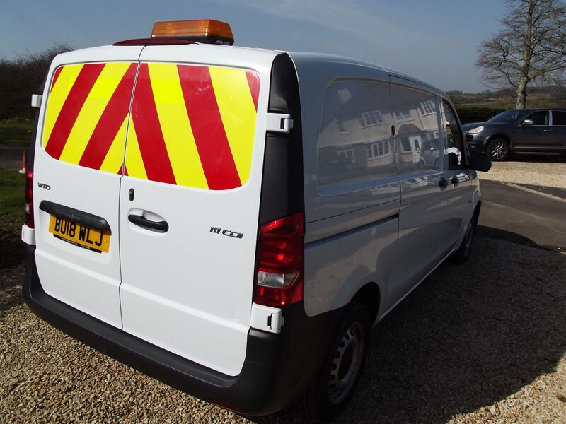 MERCEDES-BENZ VITO