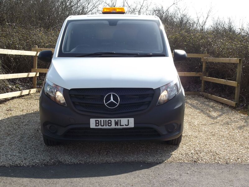 MERCEDES-BENZ VITO