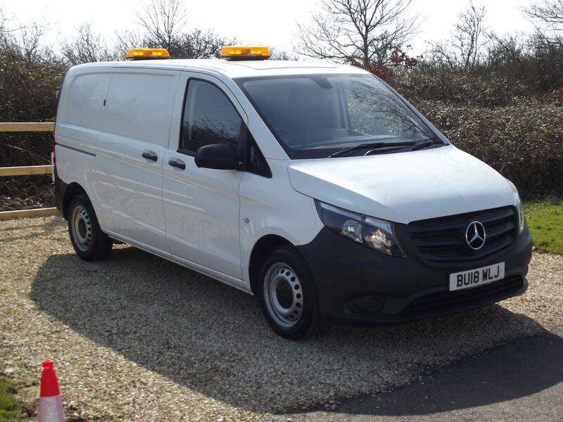 MERCEDES-BENZ VITO