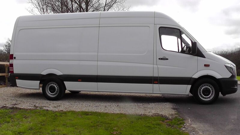 MERCEDES-BENZ SPRINTER