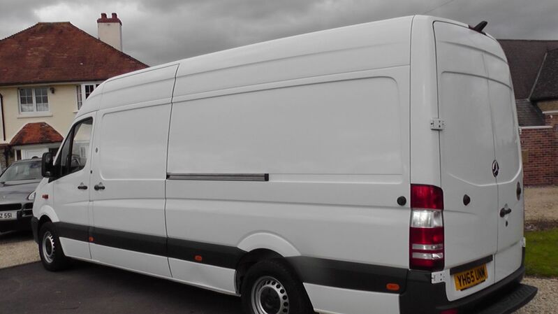 MERCEDES-BENZ SPRINTER