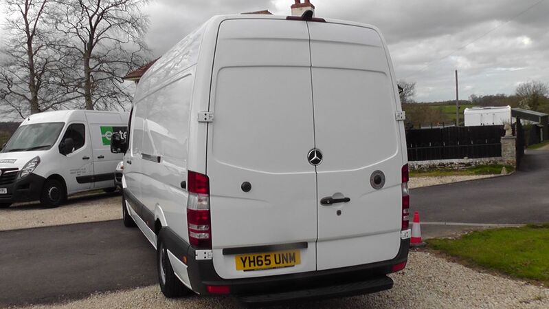 MERCEDES-BENZ SPRINTER