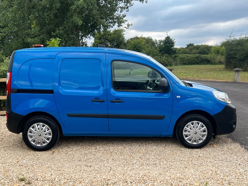 RENAULT KANGOO