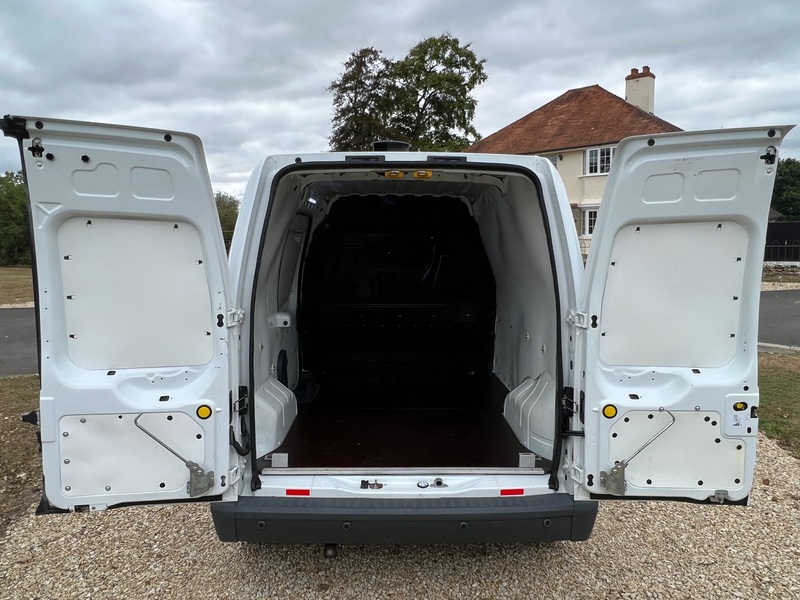 View FORD TRANSIT CONNECT T230 HR PV
