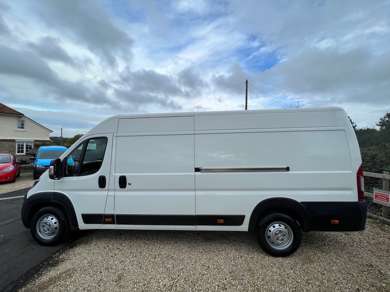 PEUGEOT BOXER