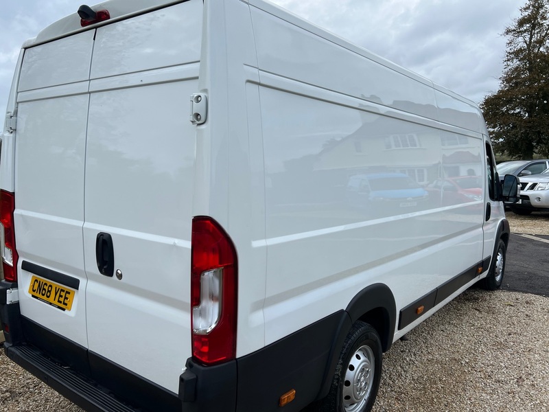 PEUGEOT BOXER