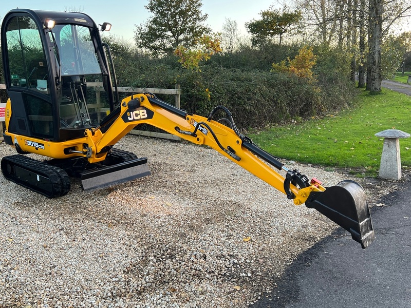 JCB 4CX