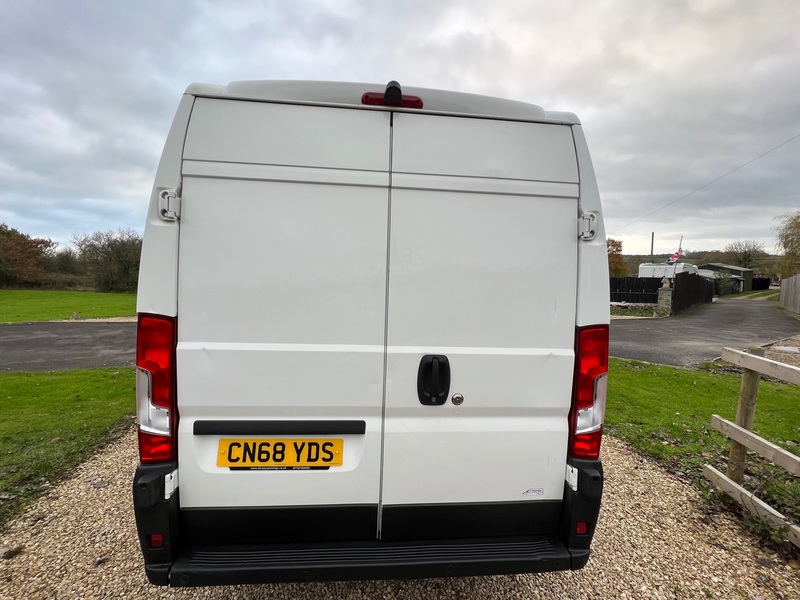 PEUGEOT BOXER