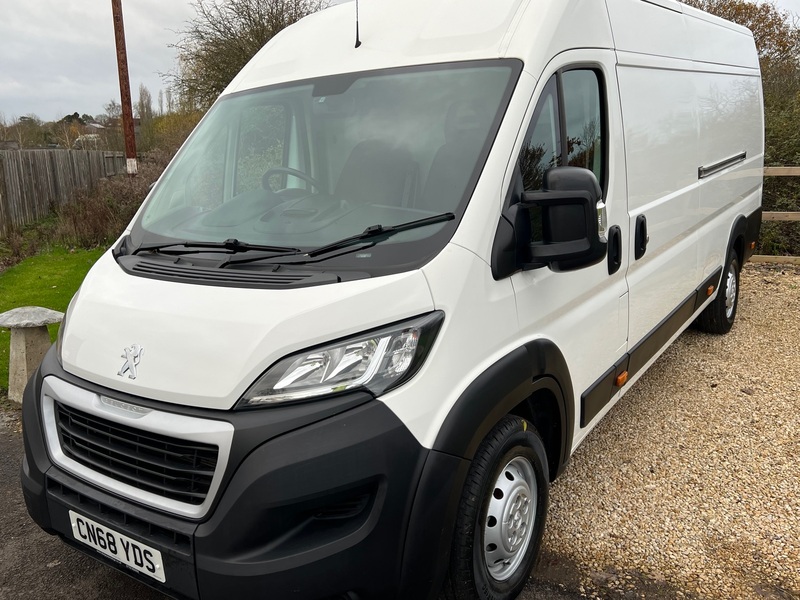 PEUGEOT BOXER