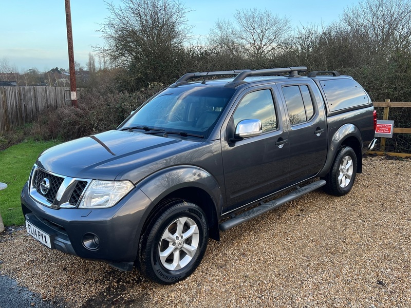 NISSAN NAVARA