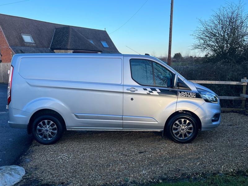 FORD TRANSIT CUSTOM