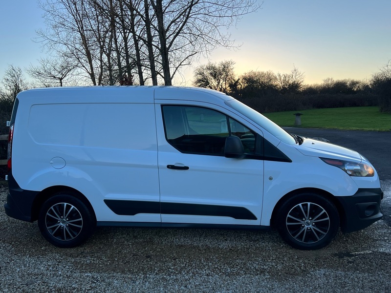 FORD TRANSIT CONNECT