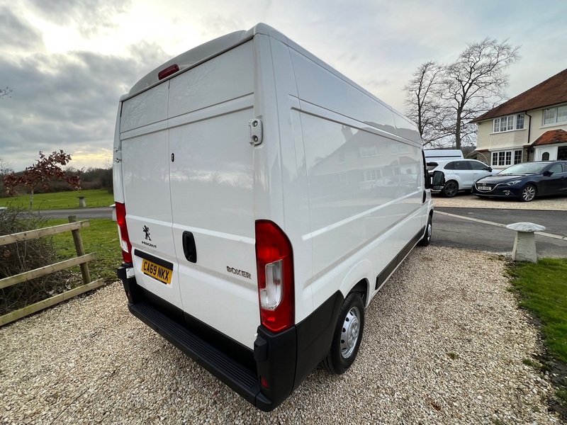 PEUGEOT BOXER