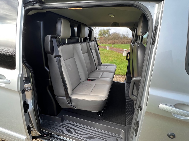 View FORD TRANSIT CUSTOM 310 LIMITED Crew Van