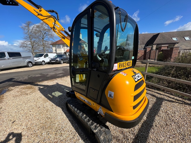 JCB 4CX