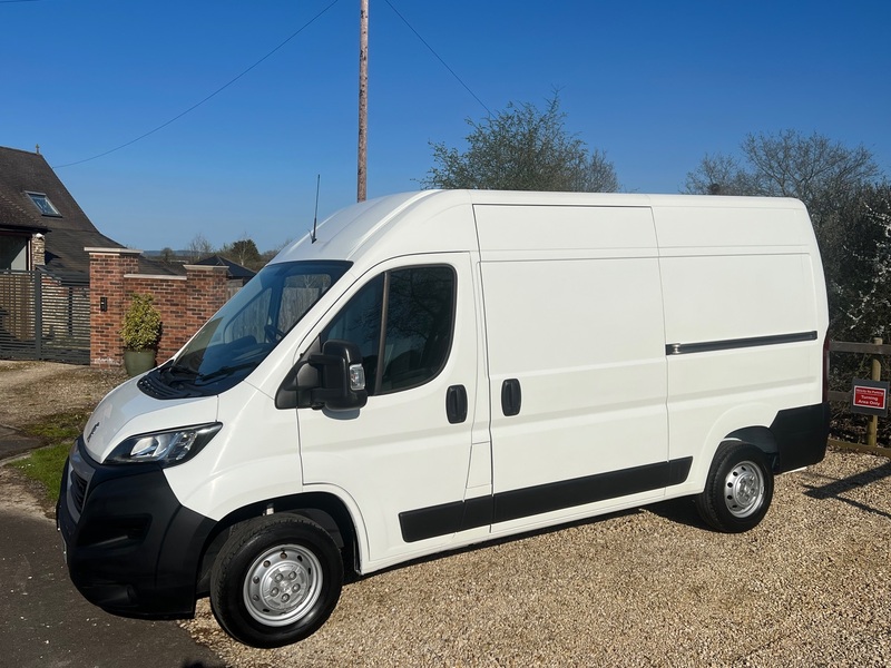 PEUGEOT BOXER