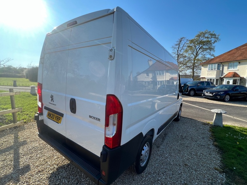 PEUGEOT BOXER