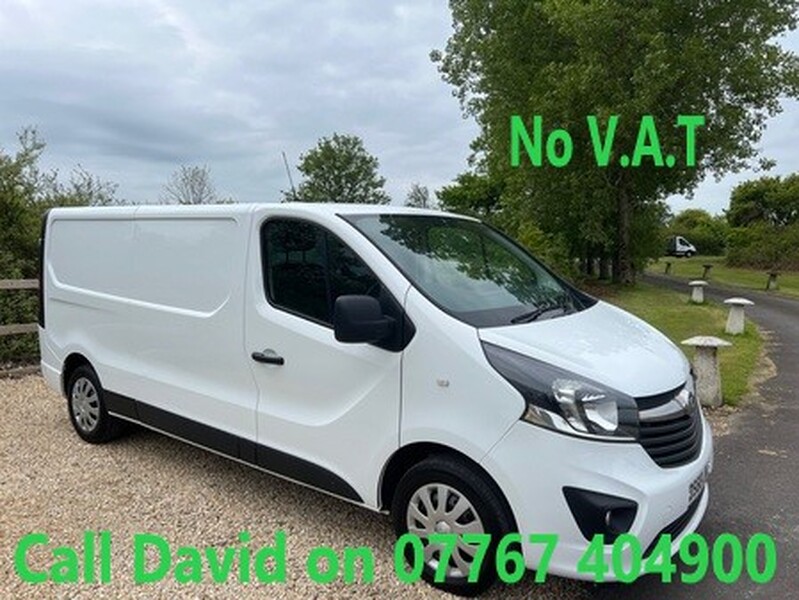 VAUXHALL VIVARO