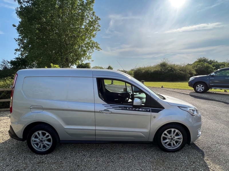 FORD TRANSIT CONNECT